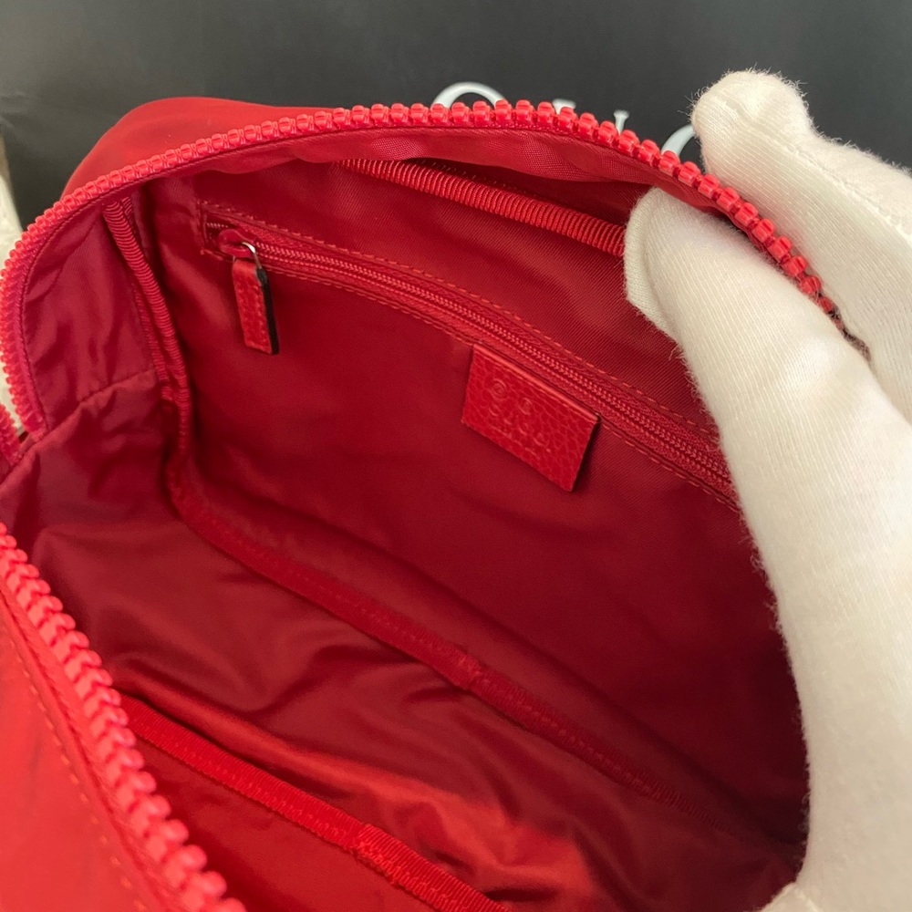 NEW Gucci Pouch - Red Nylon New - Picture 4 of 8